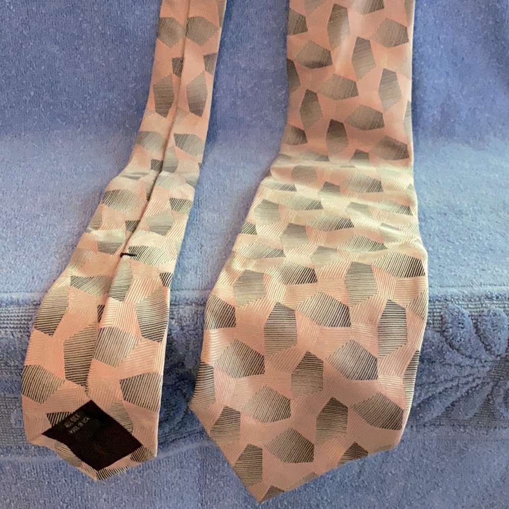 🏈 Garrick Anderson necktie possible NFL link